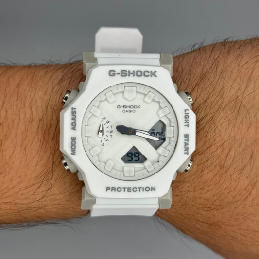 005 G Shock Blanco Octogonal